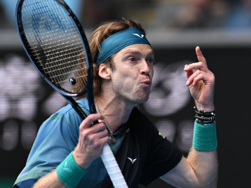 而非现实中 而非现实中